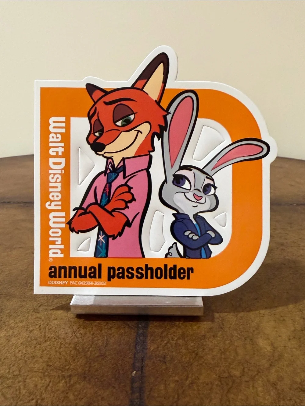 New 2026 Authentic Disney World Annual Passholder Zootopia Nick & Judy Magnet